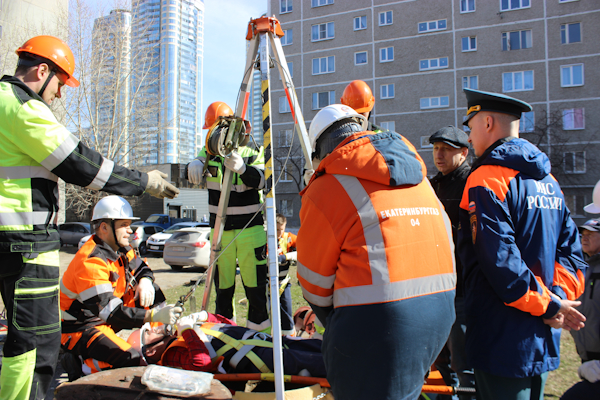 Спасатели «Екатеринбурггаза» прошли переаттестацию